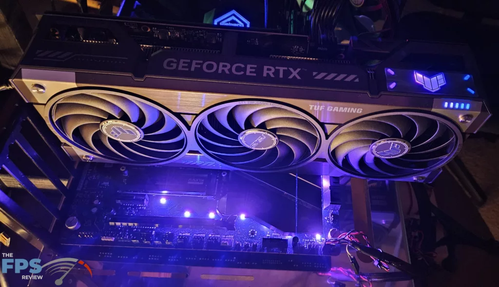 ASUS GeForce RTX 5070 TUF GAMING OC Edition : RGB1