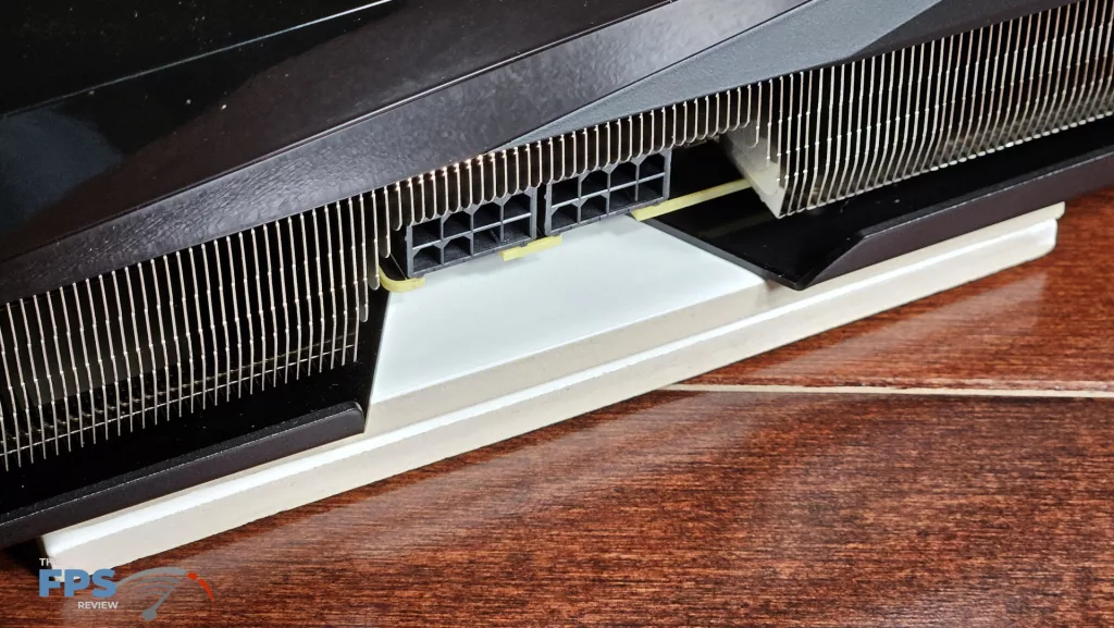 XFX QuickSilver AMD Radeon RX 9070 OC Gaming Edition: PCIe cutout