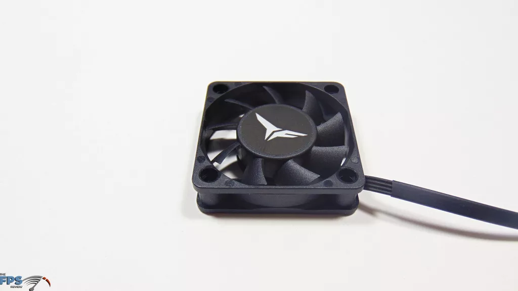 TEAMGROUP T-FORCE GE PRO AirFlow I 2TB PCIe Gen5 M.2 NVMe SSD Fan Closeup