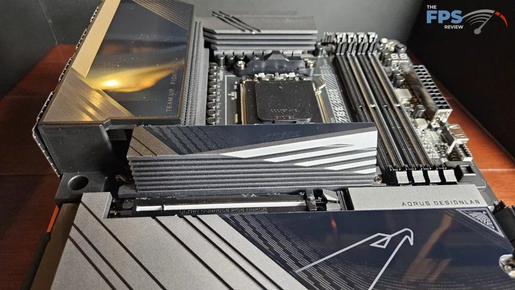 GIGABYTE X870E AORUS MASTER: primary PCIe, primary M.2 heatsink