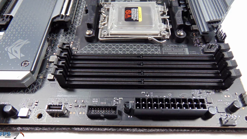 SAPPHIRE NITRO+ B850A WIFI 7 Motherboard DIMMs