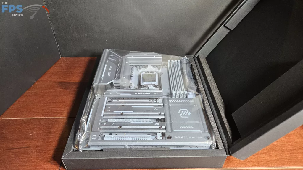 MSI MAG X870E TOMAHAWK MAX WiFi PZ motherboard: box open