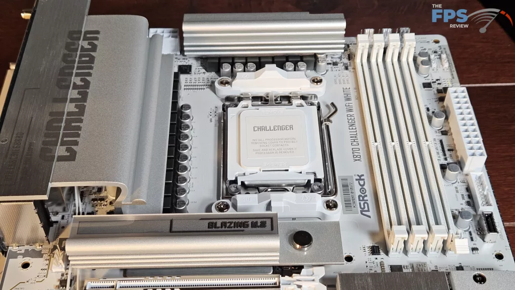 ASRock X870 CHALLENGER WiFi White motherboard: RAM slots