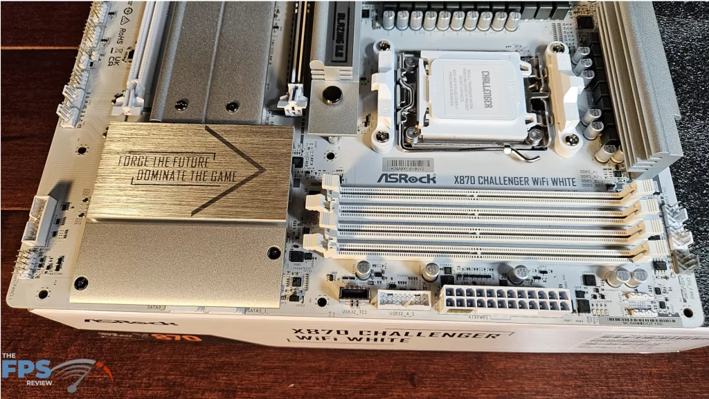 ASRock X870 CHALLENGER WiFi White motherboard: right side